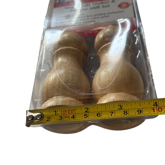 NEW in Package Farberware 4 inch Wood Salt Shaker and Pepper Mill Set - Picture 6 of 9
